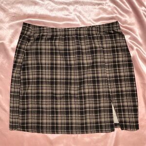SHEIN Checkered Mini Skirt in Black and Brown